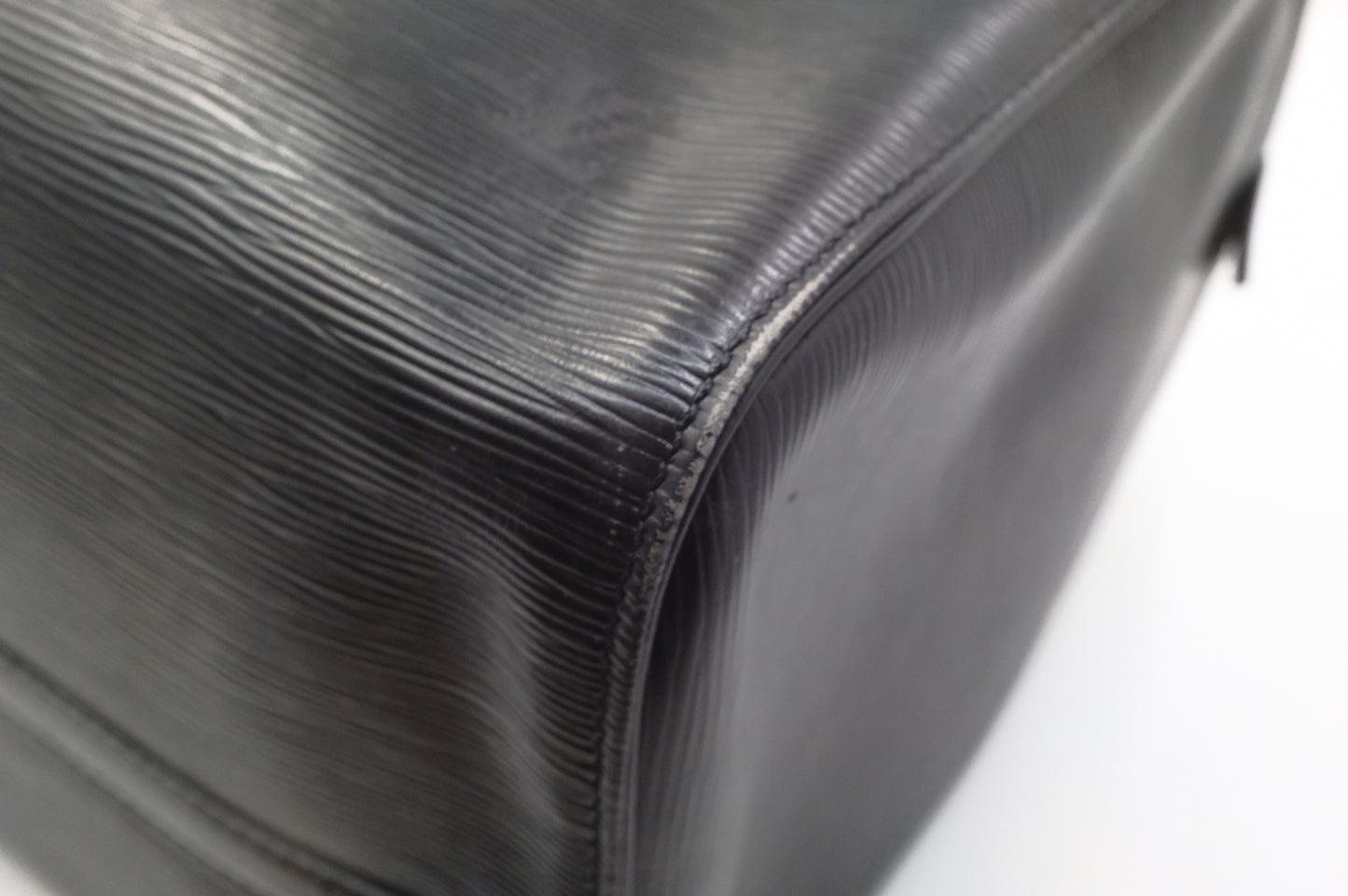 Louis Vuitton Keepall 55 in Black Epi Leather