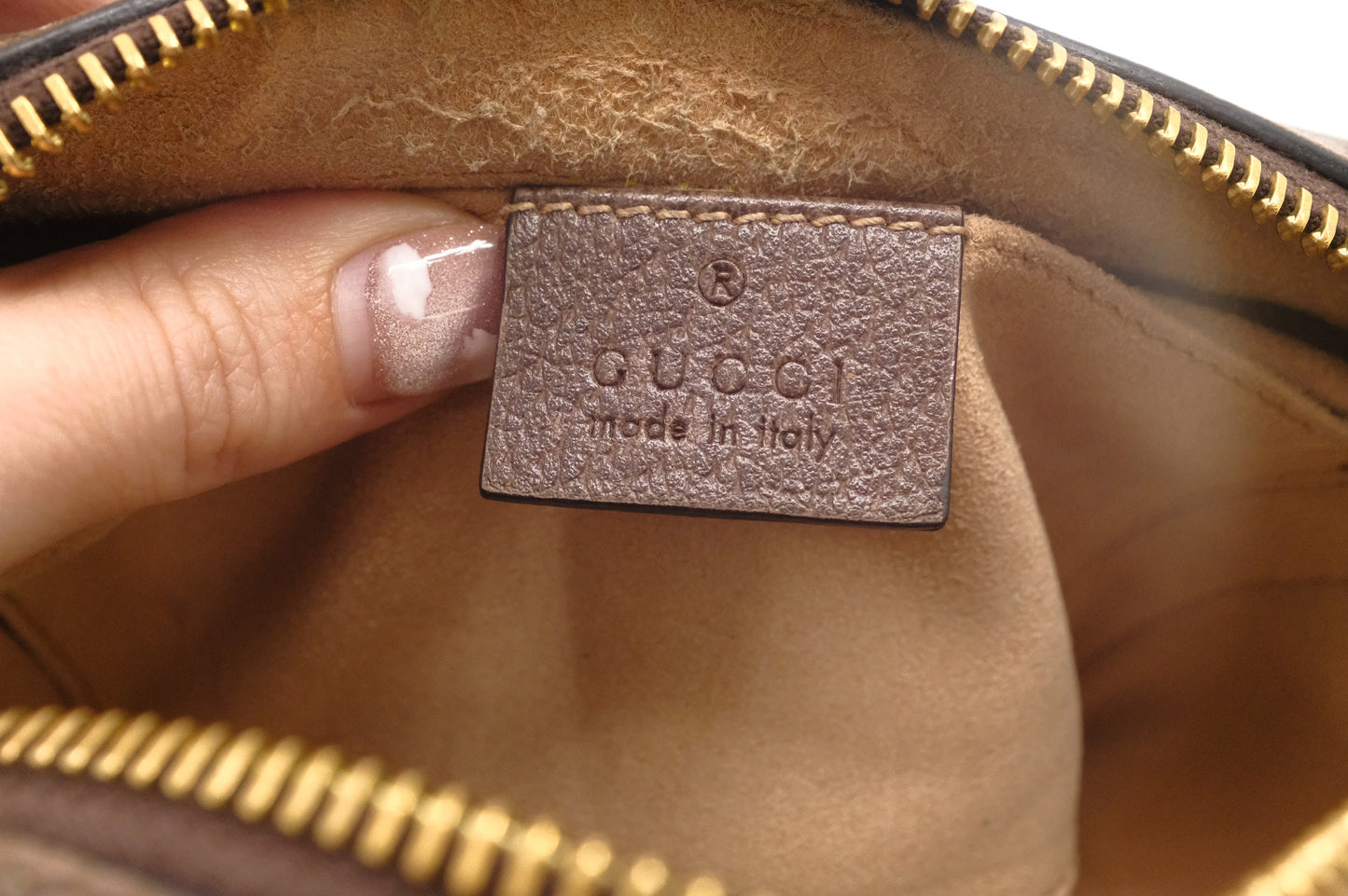 Gucci Crossbody Bag in GG Supreme Canvas