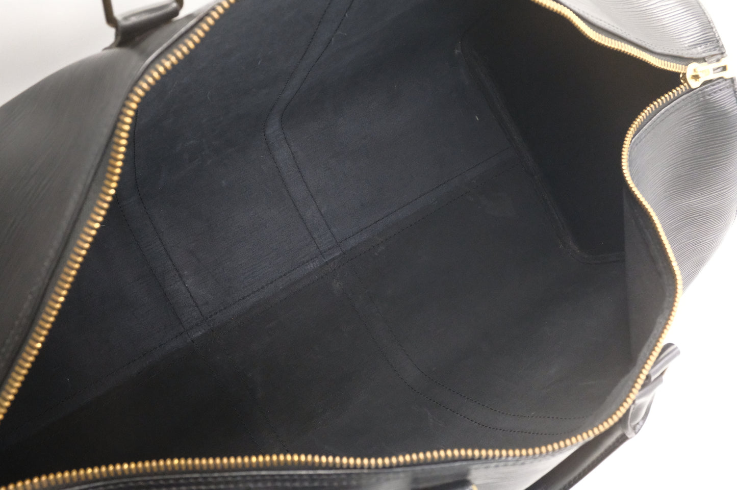 Louis Vuitton Keepall 55 in Black Epi Leather