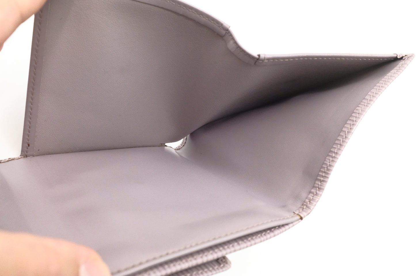 Louis Vuitton Elise Wallet in Lilac Epi Leather