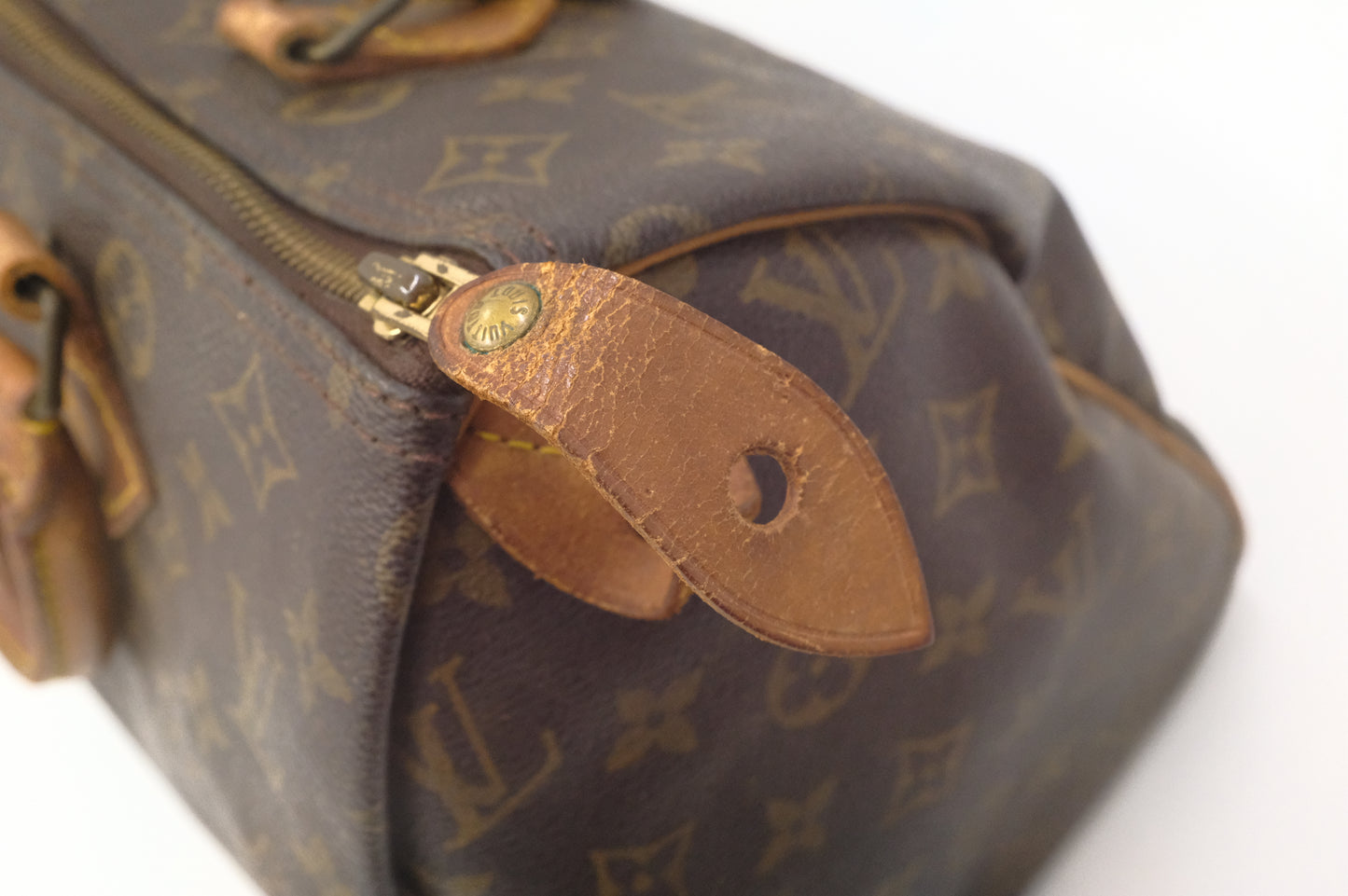 Louis Vuitton Speedy 30 in Monogram Canvas