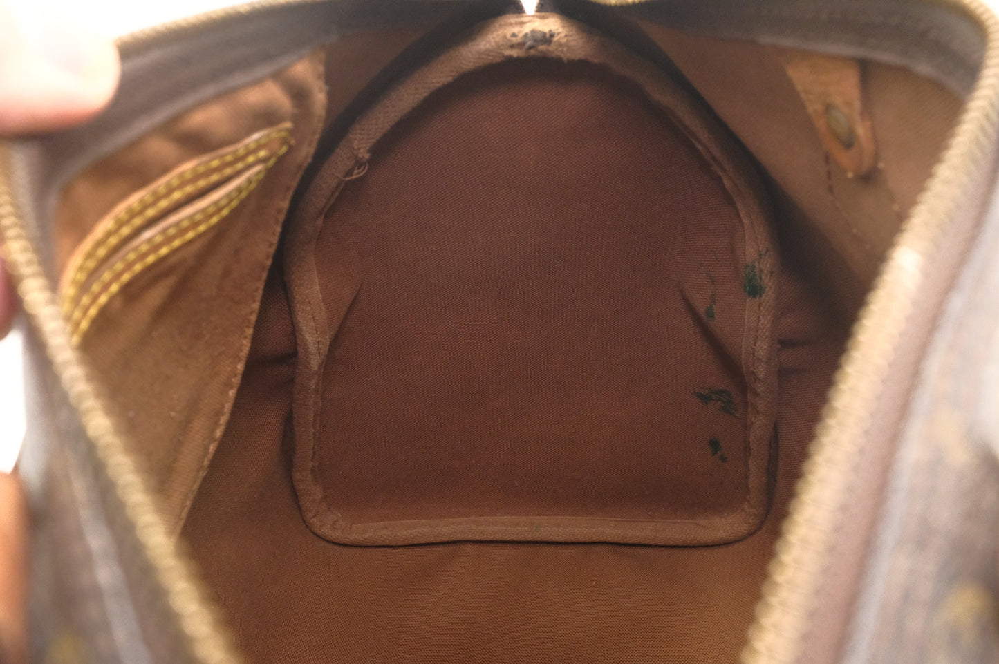 Louis Vuitton Speedy 30 in Monogram Canvas