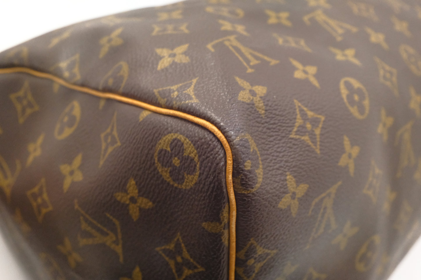 Louis Vuitton Speedy 40 in Monogram Canvas