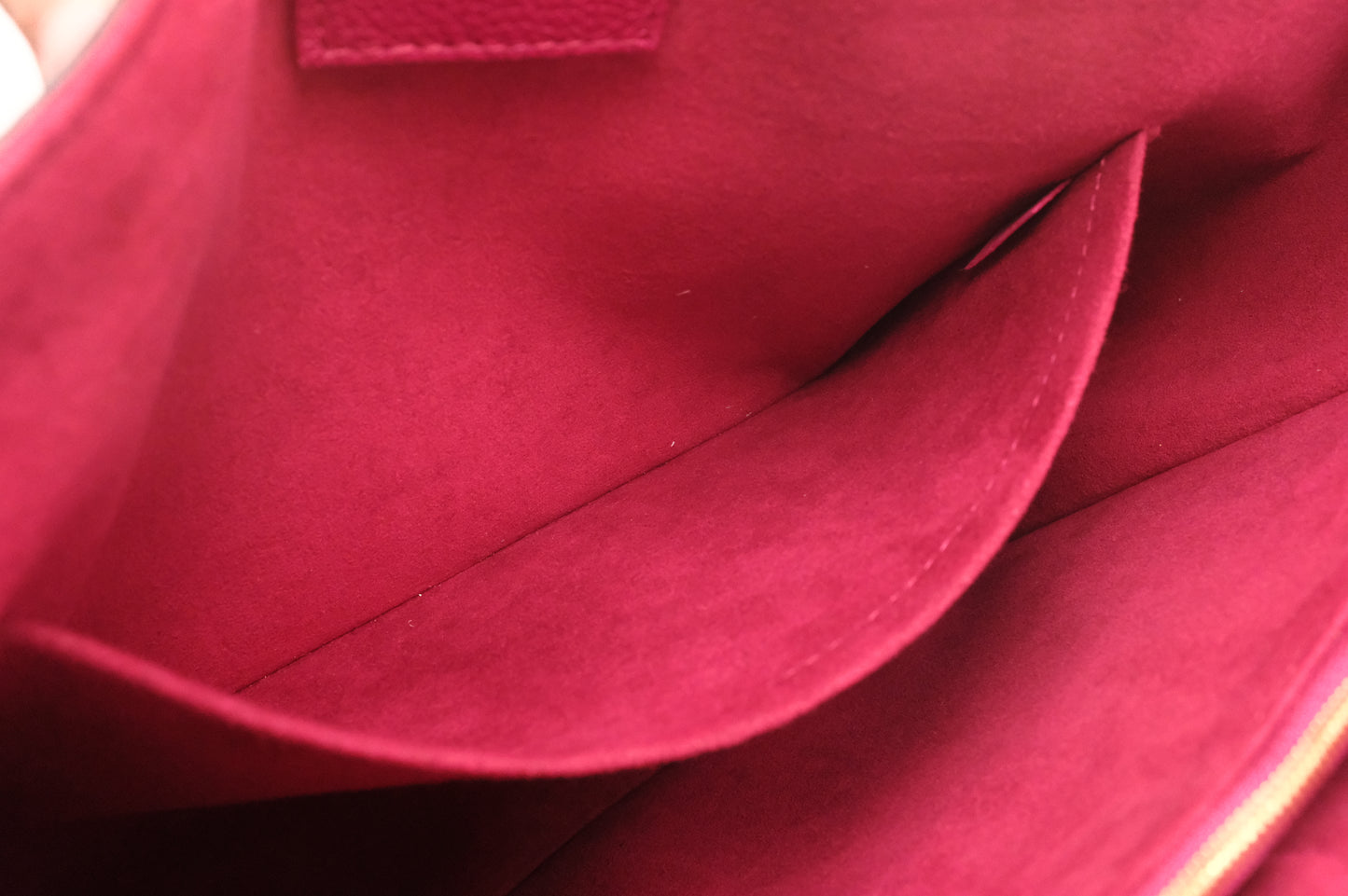 Louis Vuitton Riverside in Damier Ebene Canvas