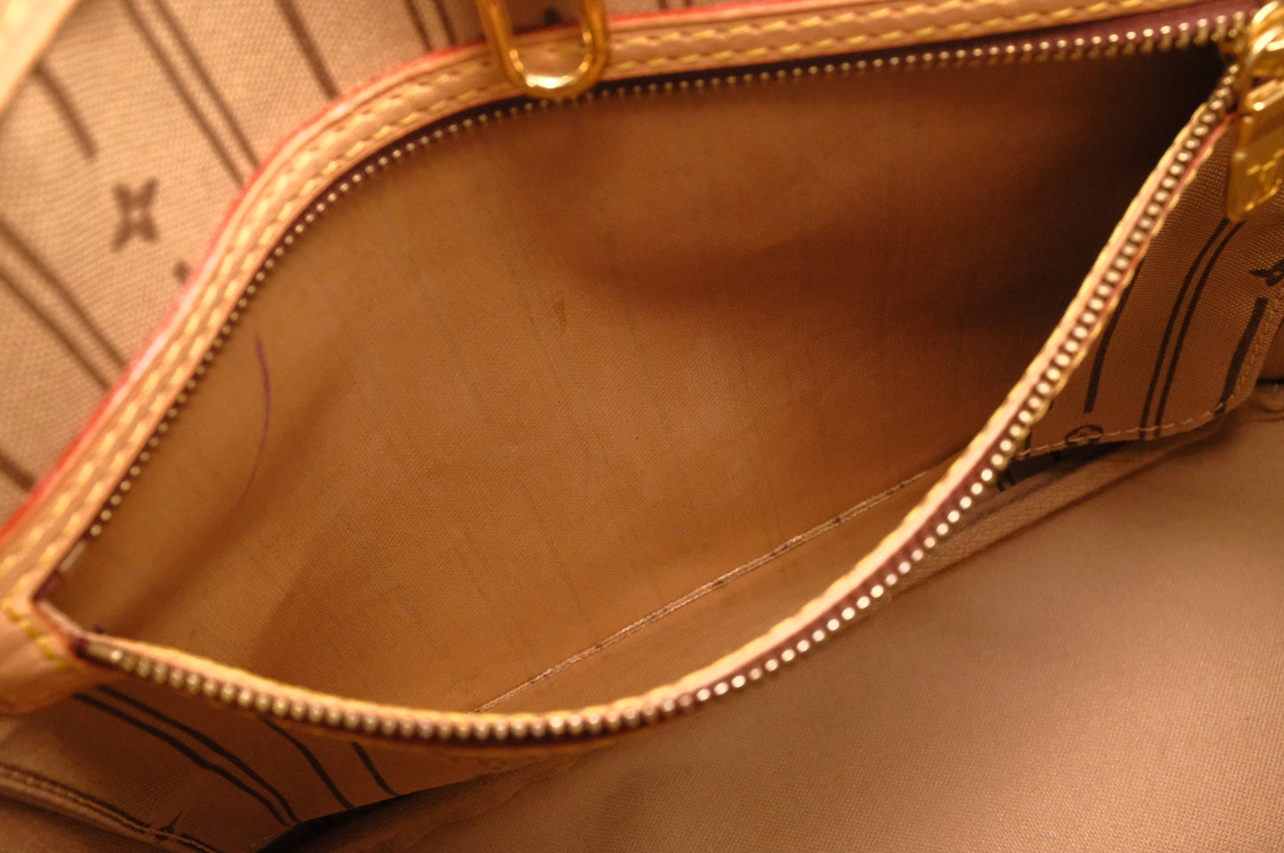 Louis Vuitton Neverfull PM in Monogram Canvas