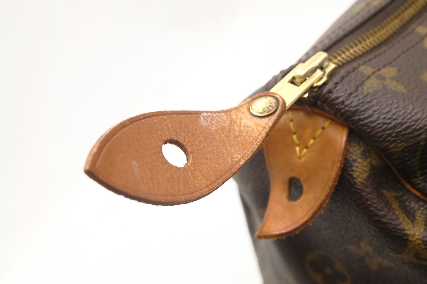 Louis Vuitton Speedy 40 in Monogram Canvas
