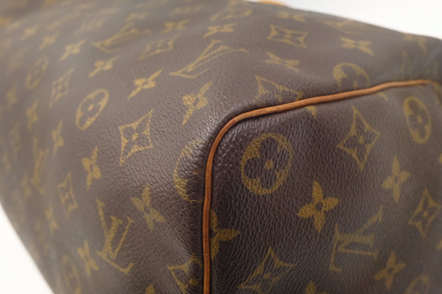Louis Vuitton Speedy 40 in Monogram Canvas