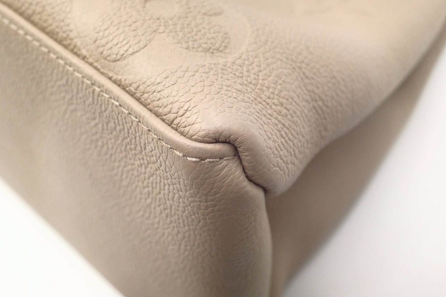 Louis Vuitton Grand Palais in Turtledove Empreinte Leather