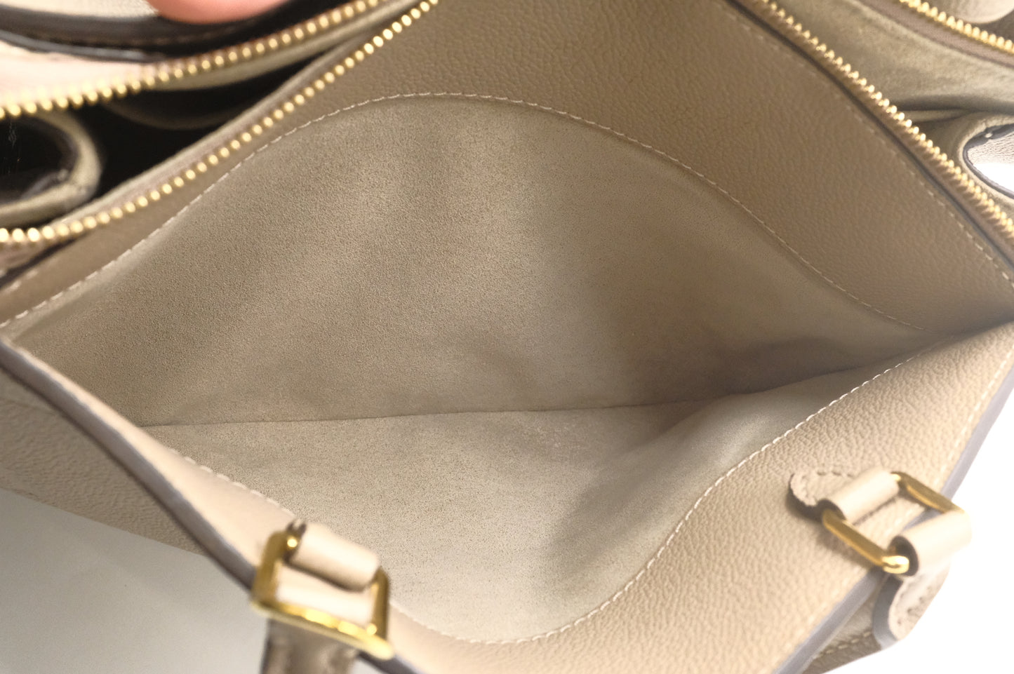 Louis Vuitton Grand Palais in Turtledove Empreinte Leather