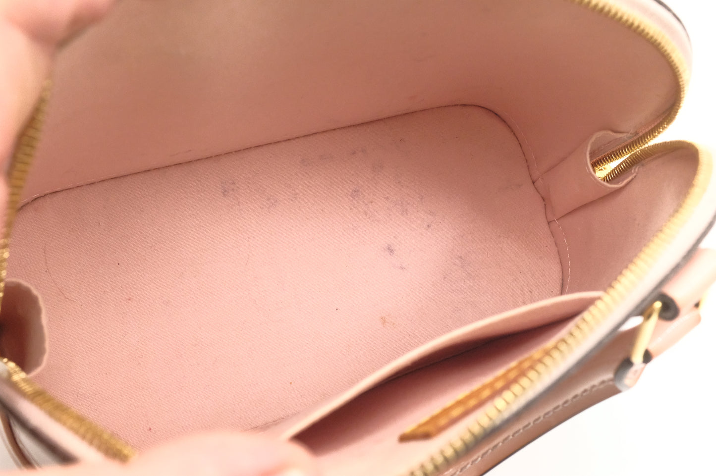 Louis Vuitton Alma BB in Pink Vernis Leather