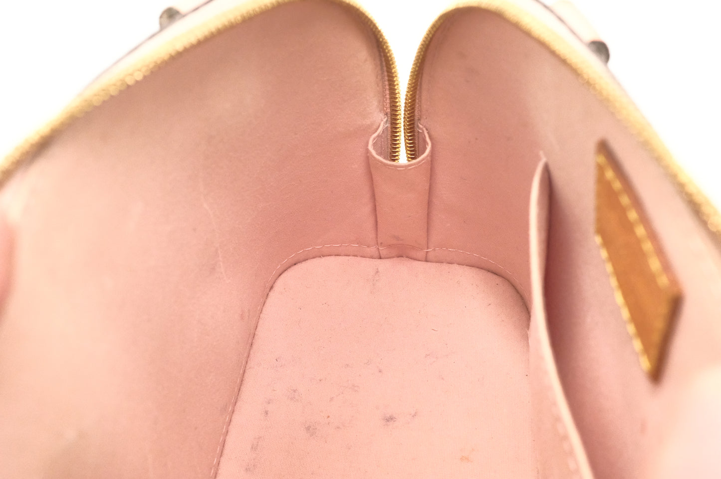 Louis Vuitton Alma BB in Pink Vernis Leather