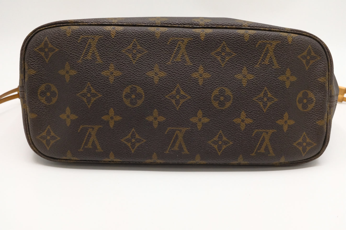 Louis Vuitton Neverfull PM in Monogram Canvas