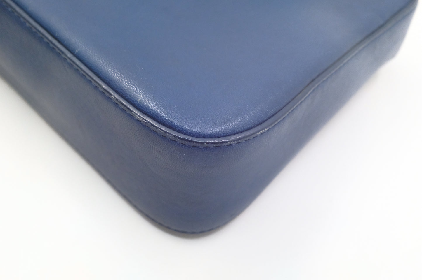 Fendi Leather Be Baguette in Blue Leather
