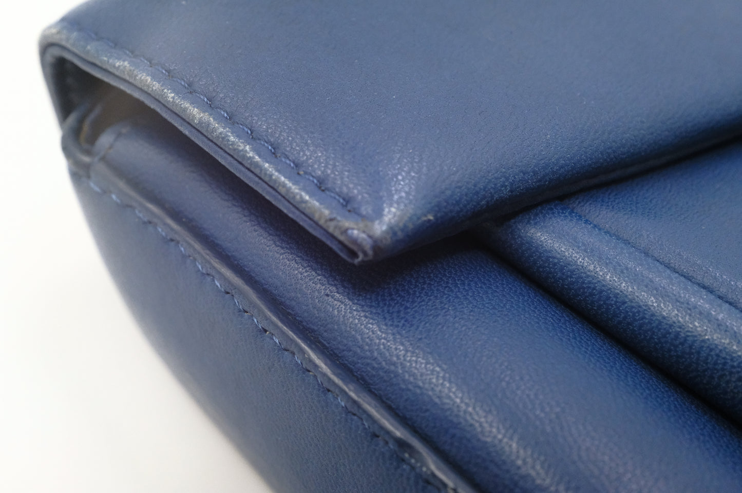 Fendi Leather Be Baguette in Blue Leather