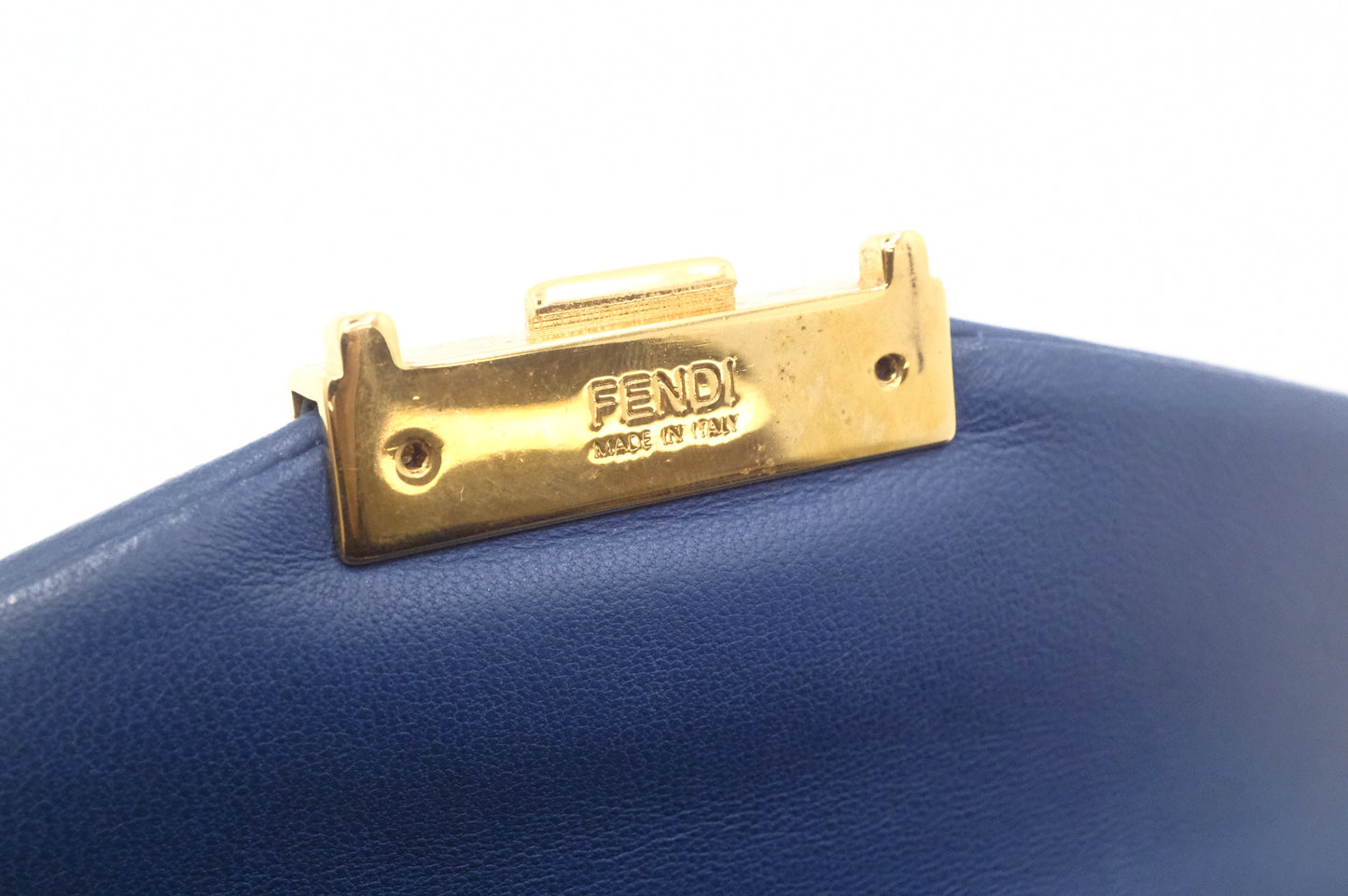Fendi Leather Be Baguette in Blue Leather