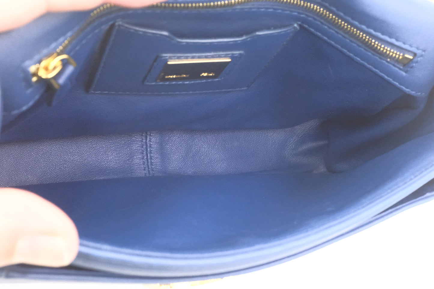 Fendi Leather Be Baguette in Blue Leather