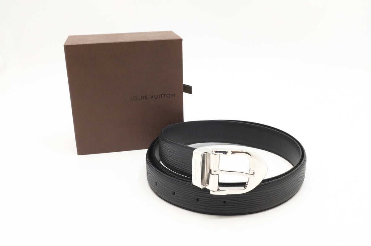 Louis Vuitton Belt in Black Epi Leather