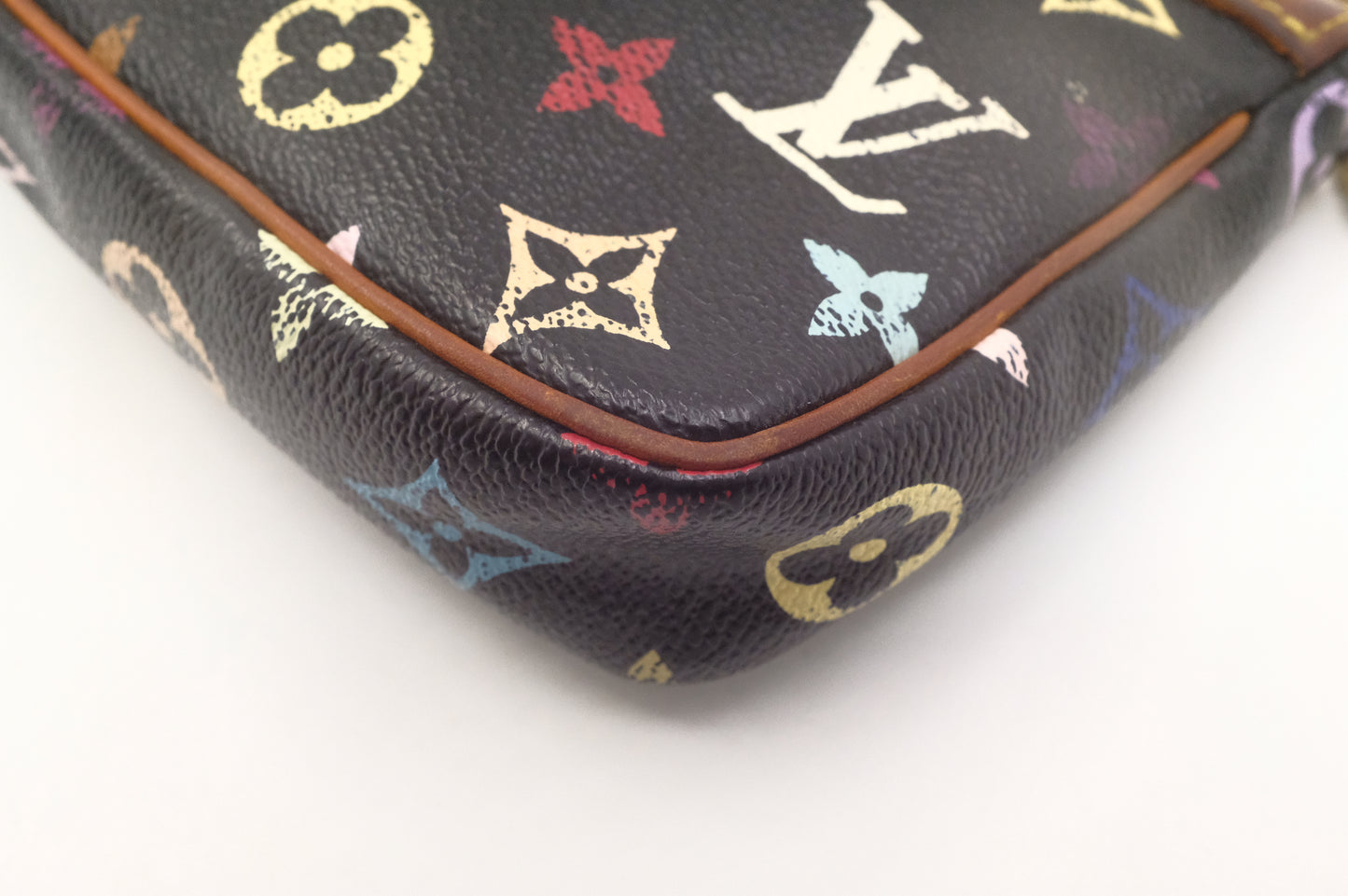 Louis Vuitton Pochette Accessoires in Black Multicolor Monogram Canvas