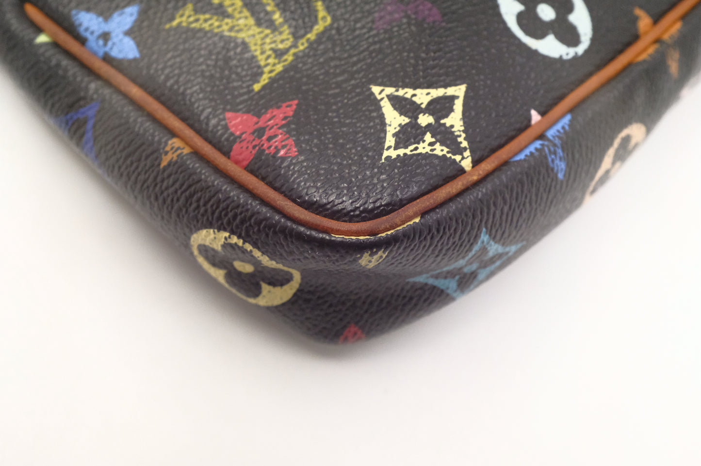 Louis Vuitton Pochette Accessoires in Black Multicolor Monogram Canvas