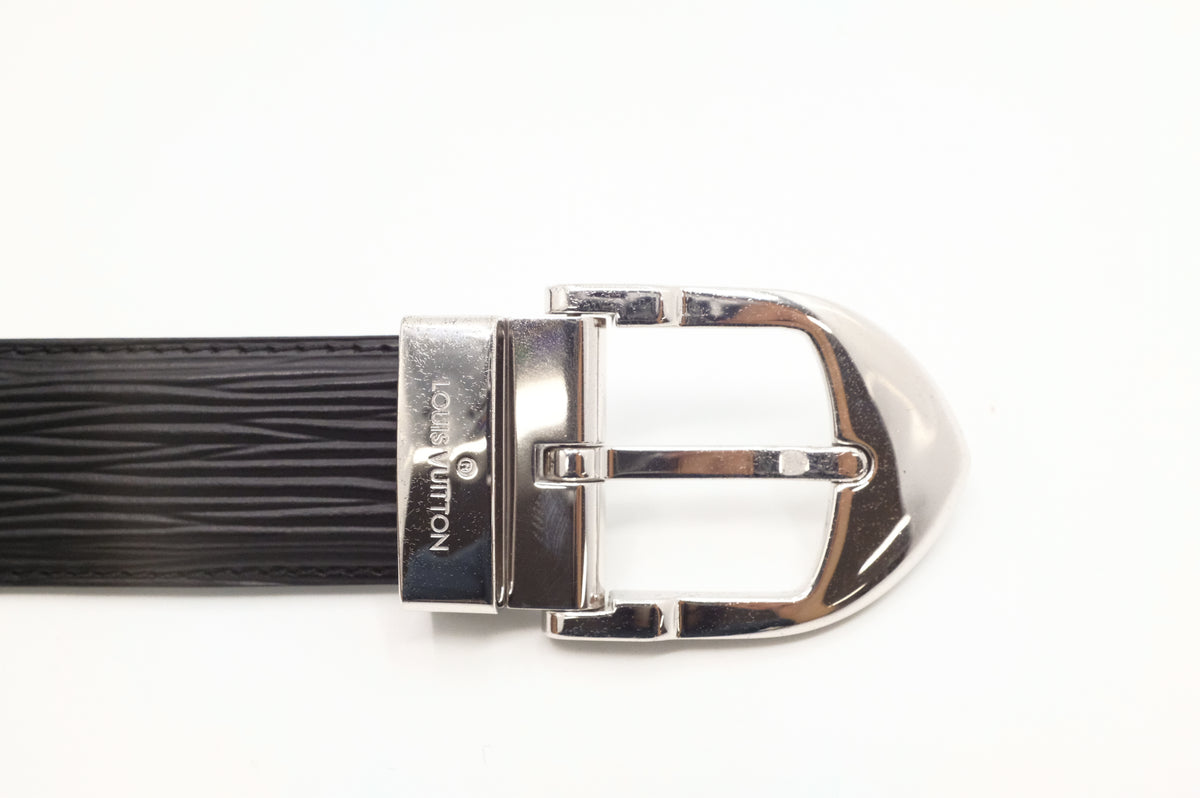 Louis Vuitton Belt in Black Epi Leather