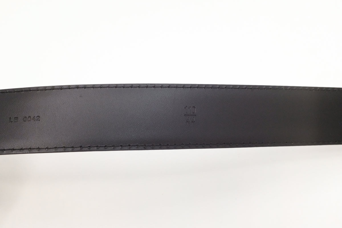 Louis Vuitton Belt in Black Epi Leather