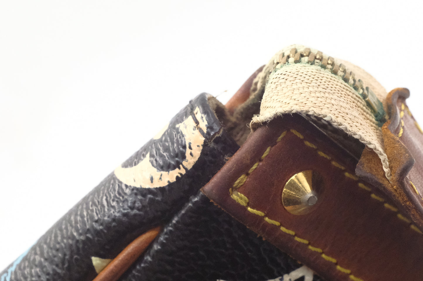 Louis Vuitton Pochette Accessoires in Black Multicolor Monogram Canvas