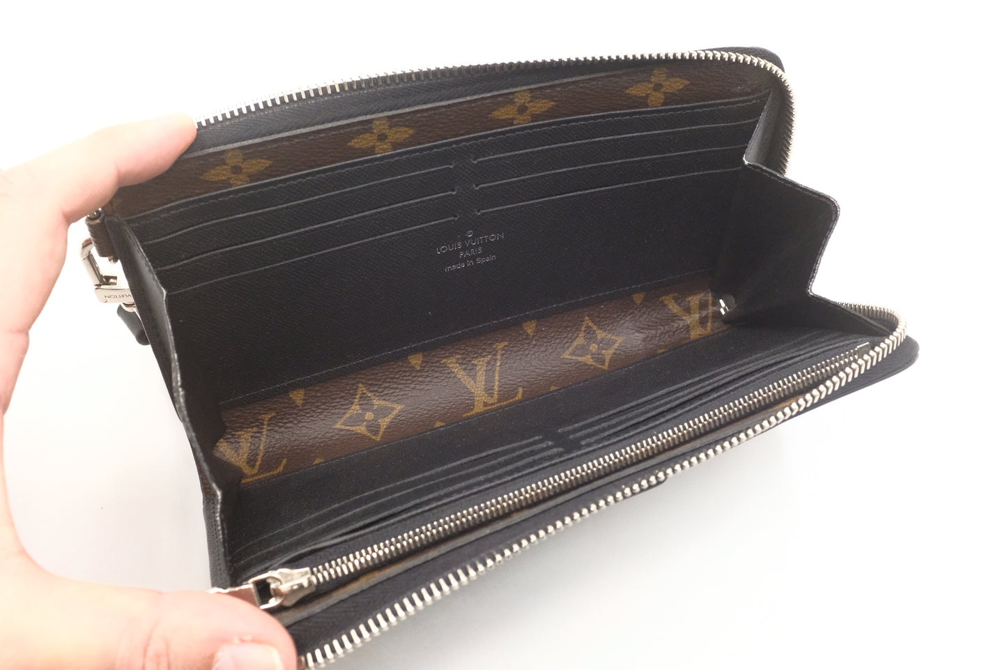 Louis Vuitton Macassar Wristlet Wallet in Monogram Canvas