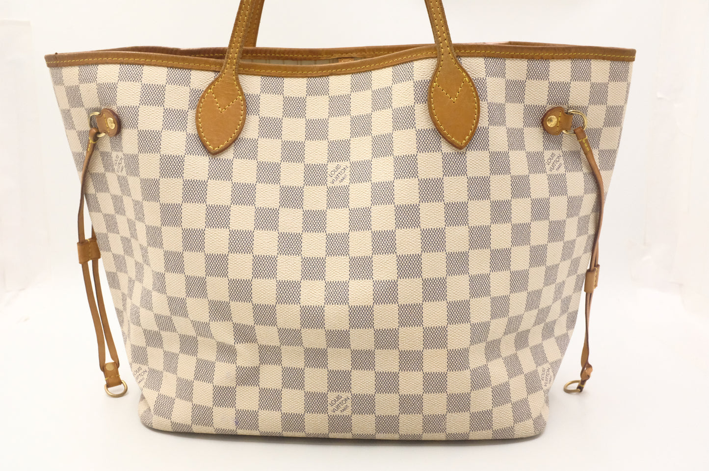 Louis Vuitton Neverfull MM in Damier Azur Canvas