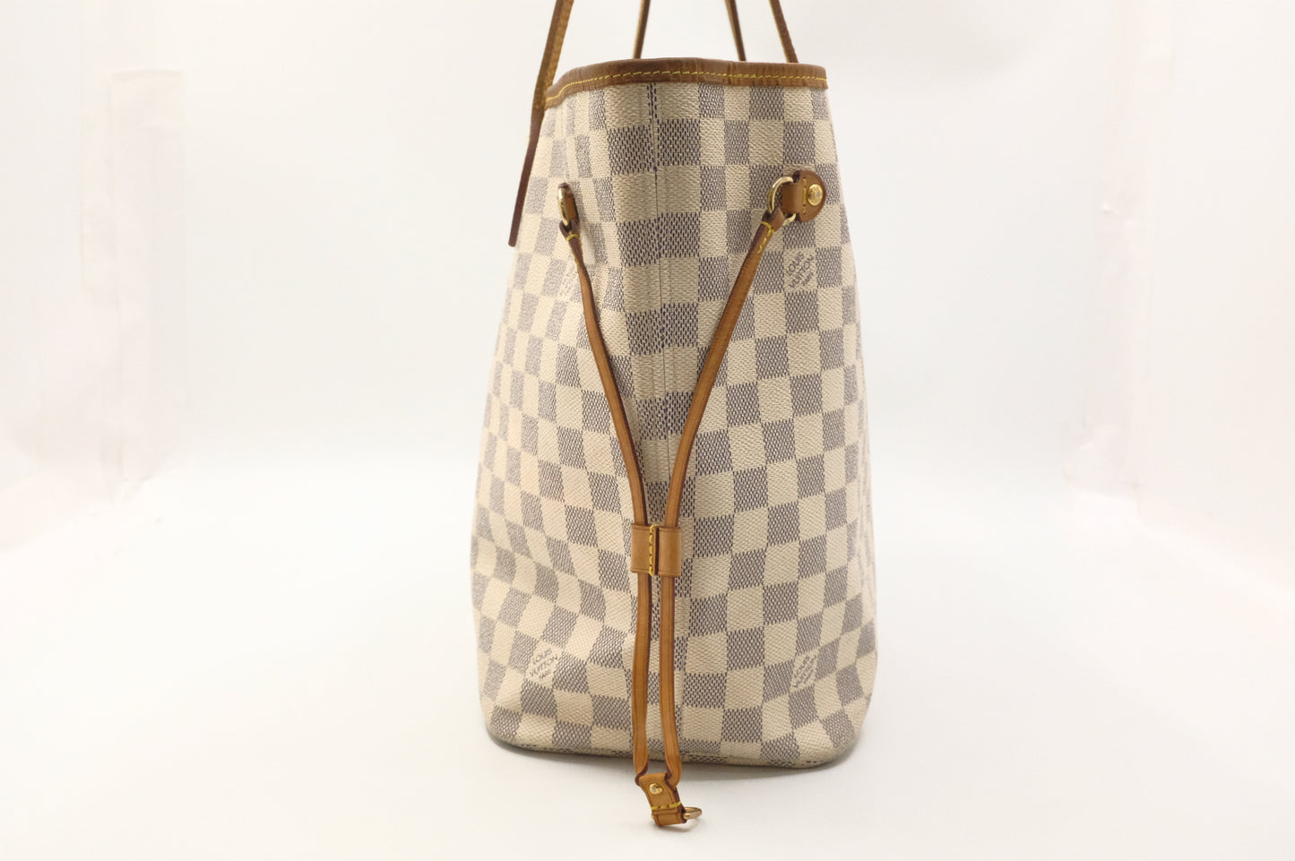 Louis Vuitton Neverfull MM in Damier Azur Canvas