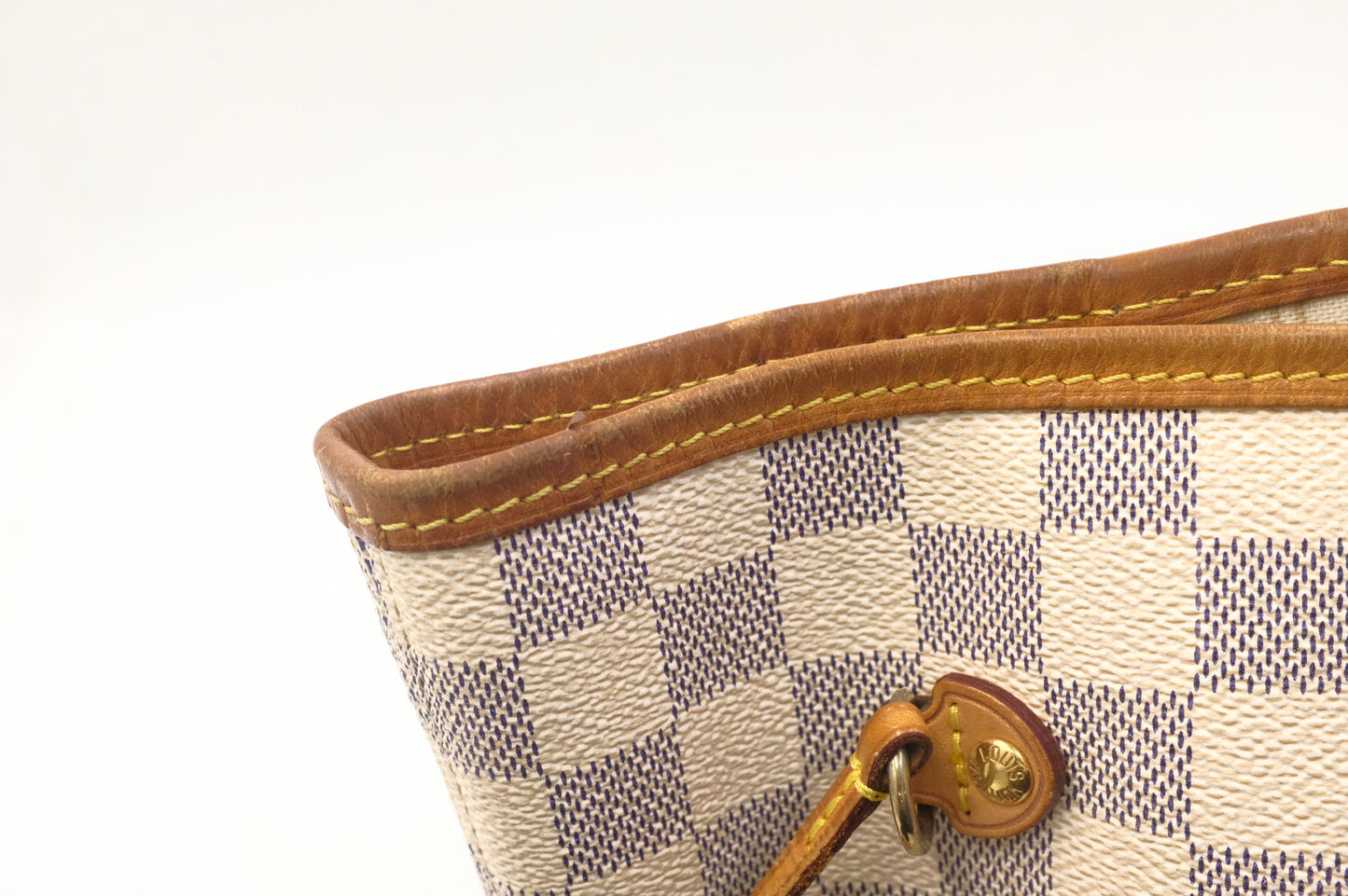 Louis Vuitton Neverfull MM in Damier Azur Canvas