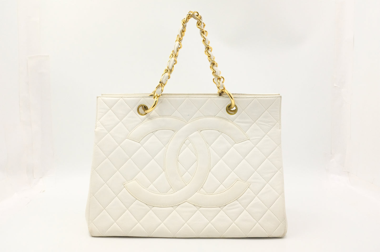 Chanel Grand Timeless Tote in White Matelassé Leather