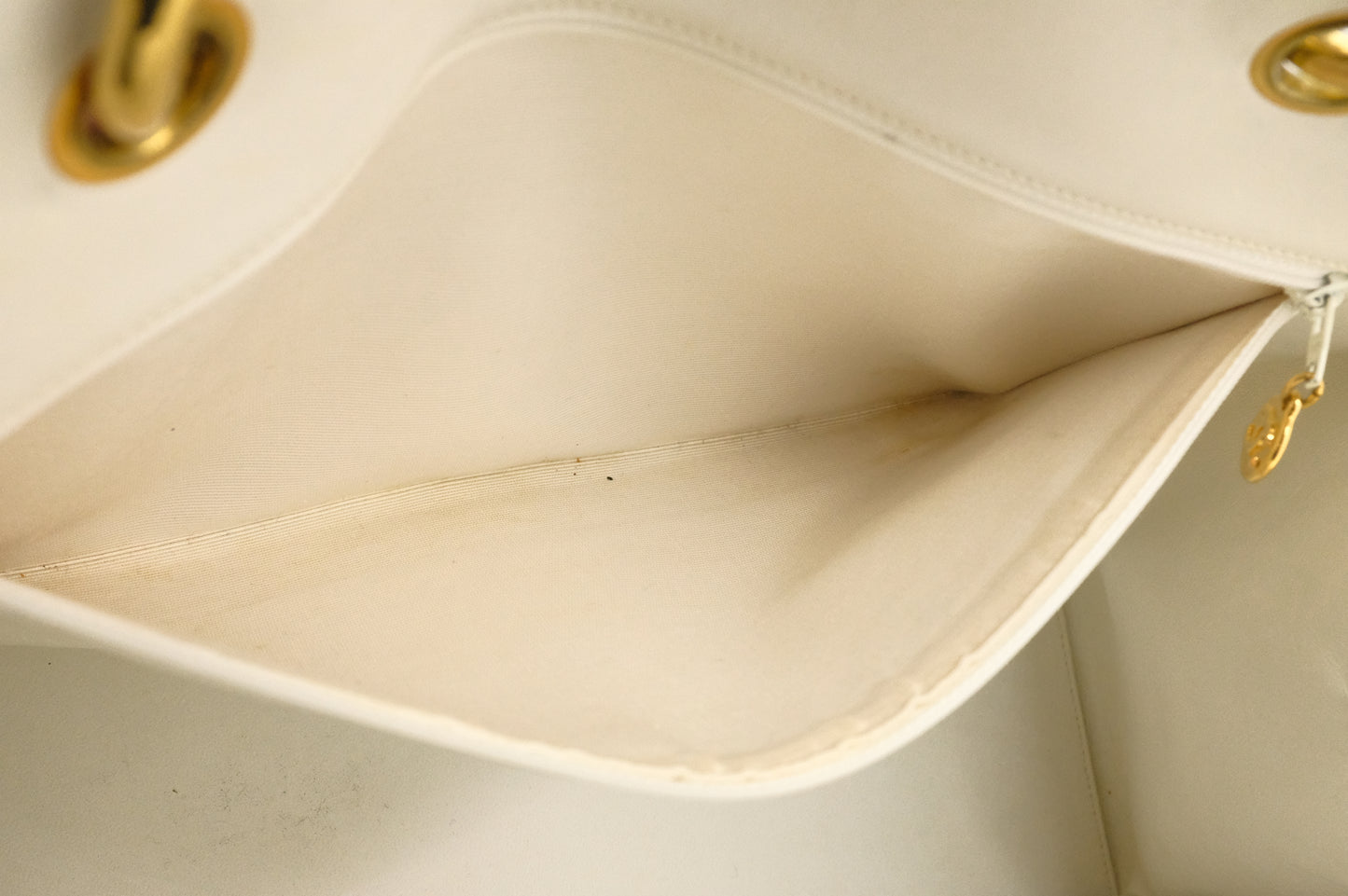 Chanel Grand Timeless Tote in White Matelassé Leather