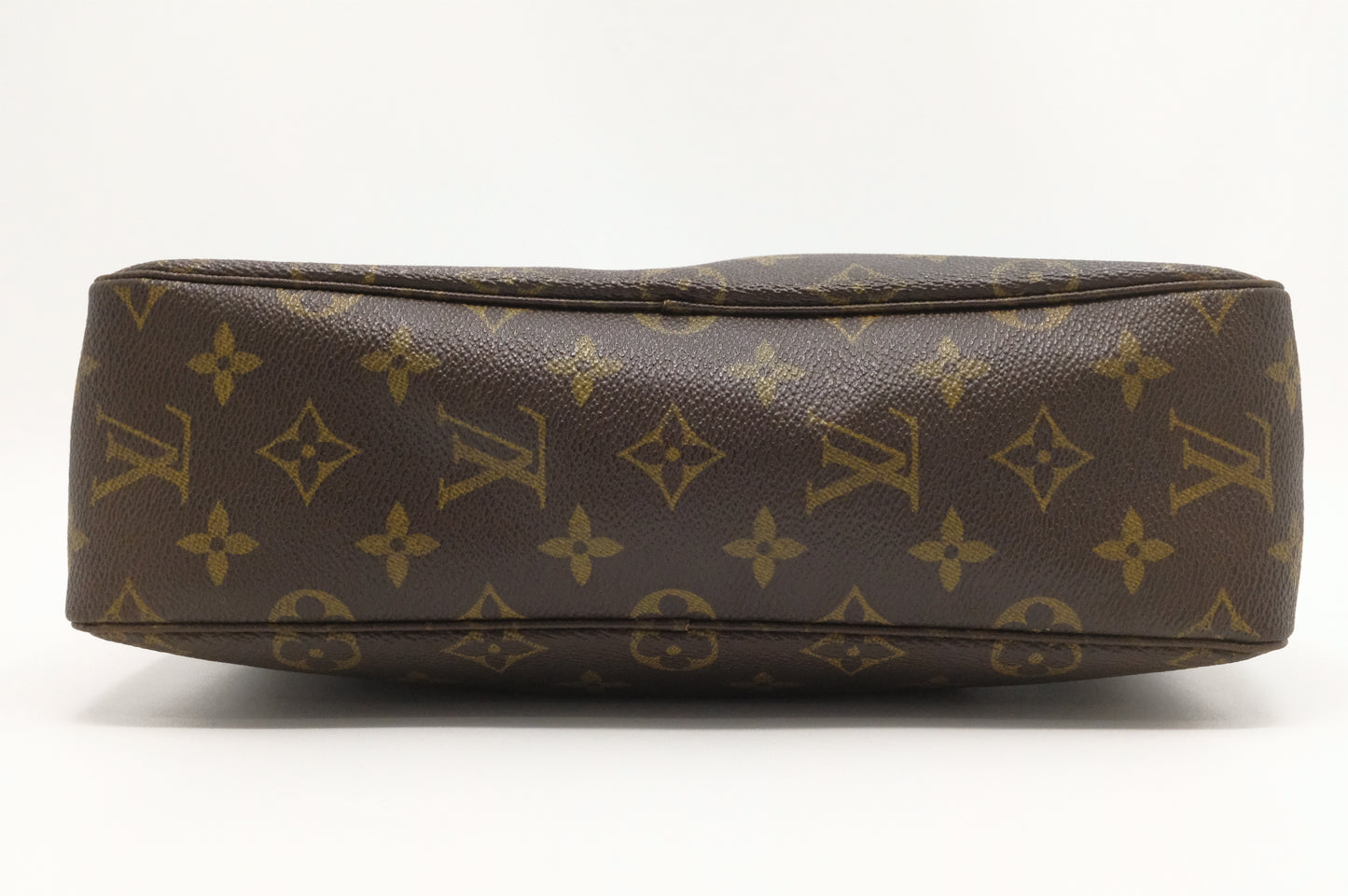 Louis Vuitton Trousse 28 in Monogram Canvas