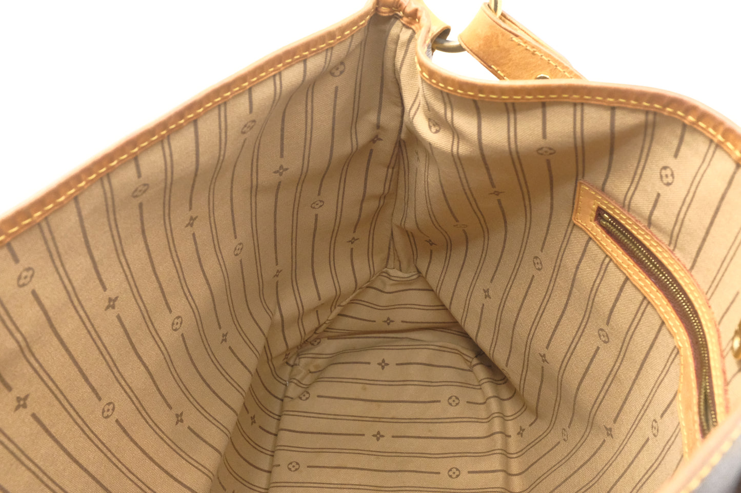 Louis Vuitton Delightful MM in Monogram Canvas