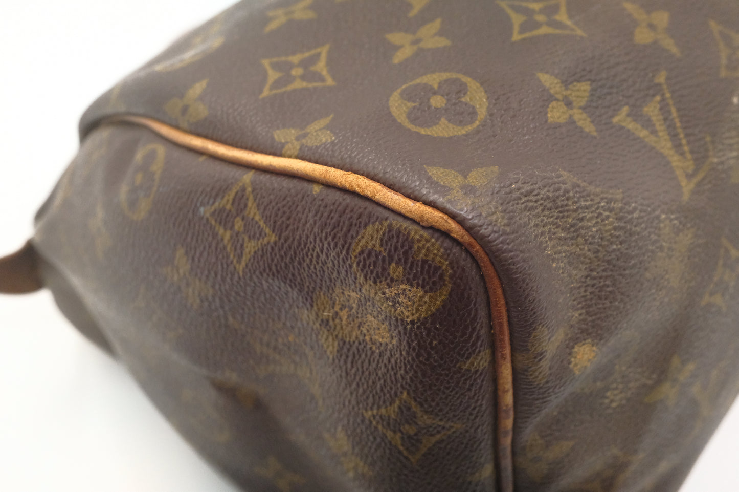 Louis Vuitton Speedy 35 in Monogram Canvas
