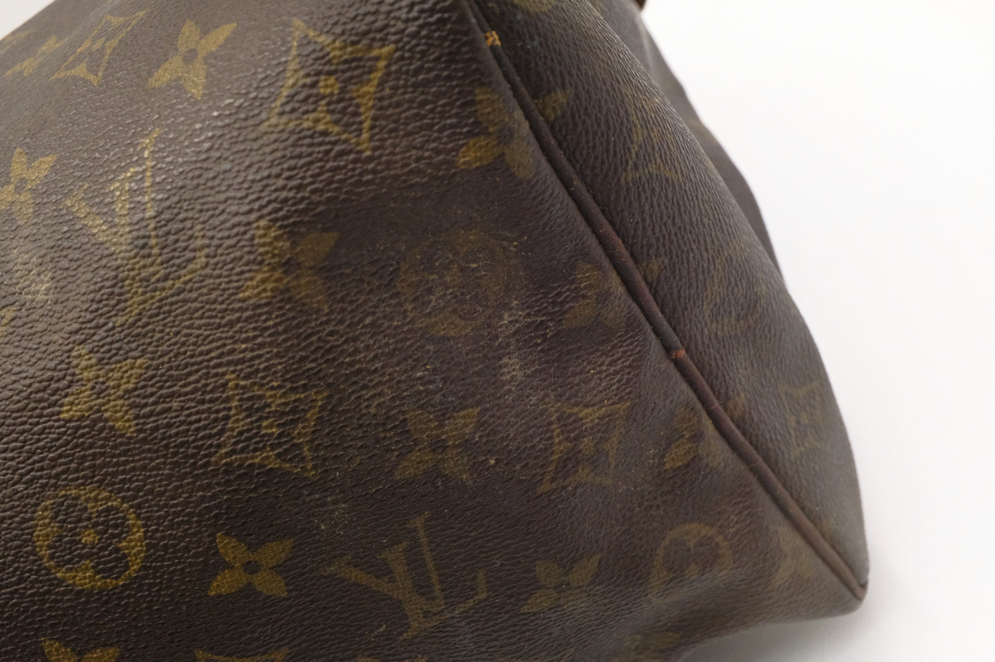 Louis Vuitton Speedy 35 in Monogram Canvas