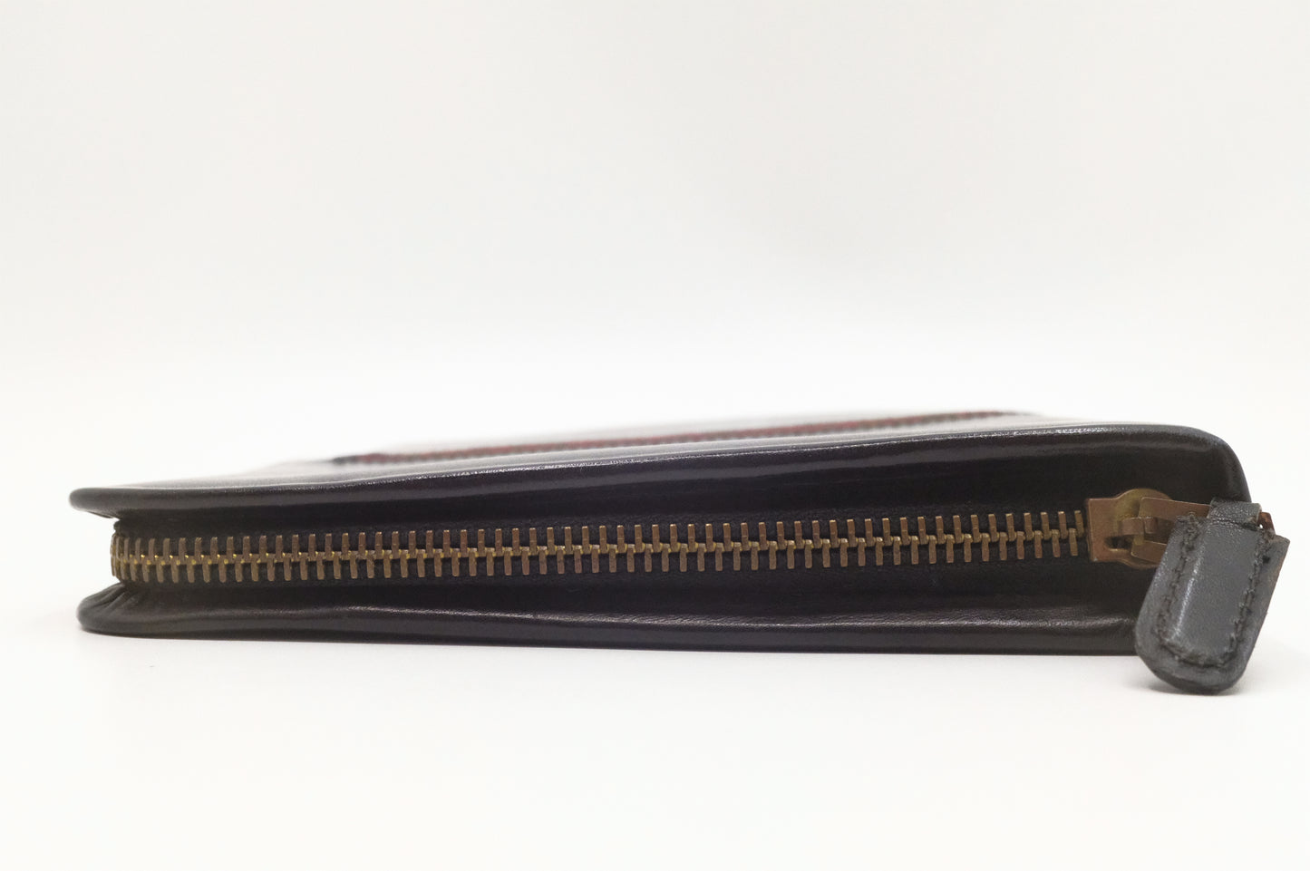 Gucci Zipped Clutch in Black Leather