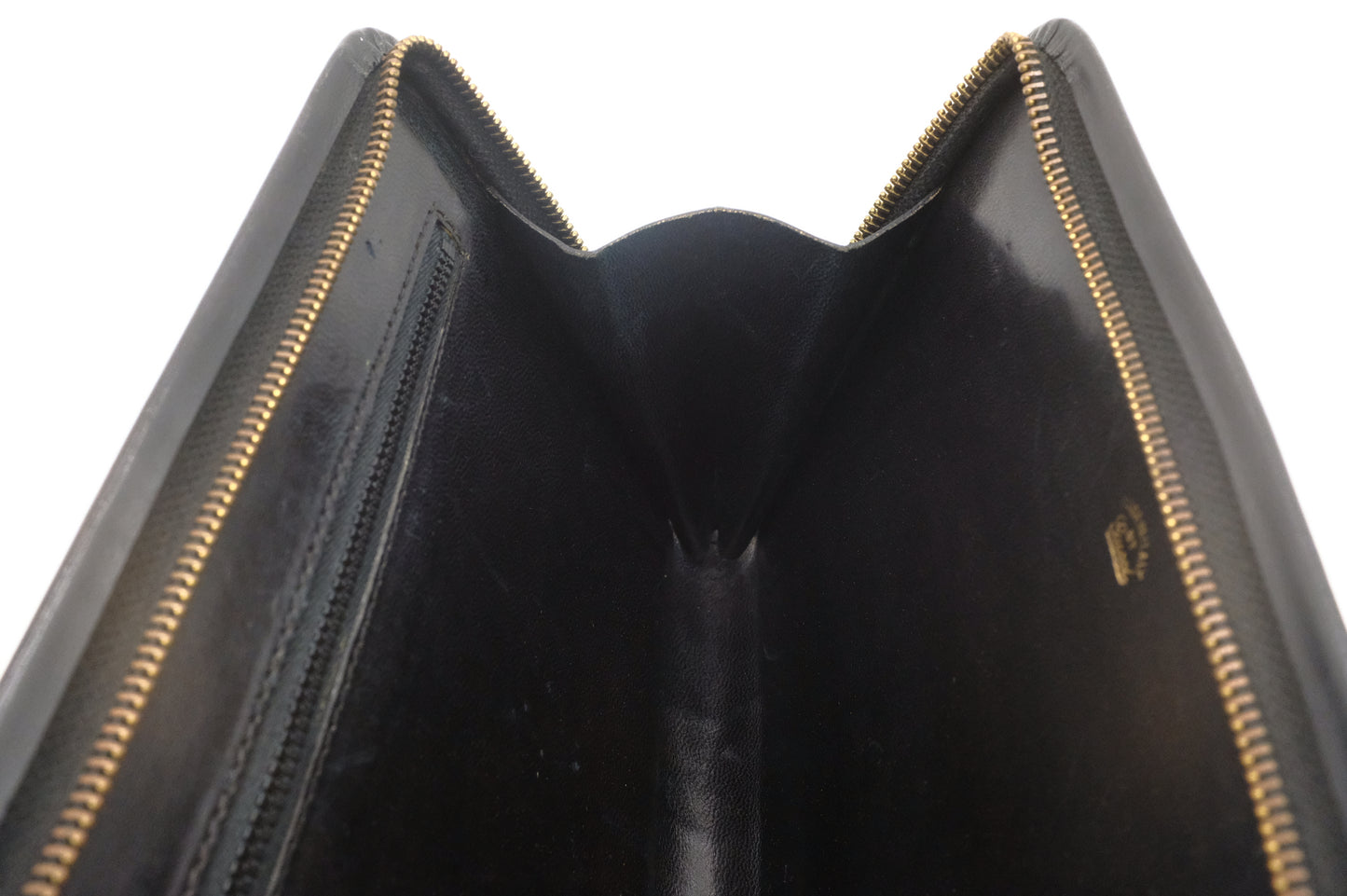 Gucci Zipped Clutch in Black Leather