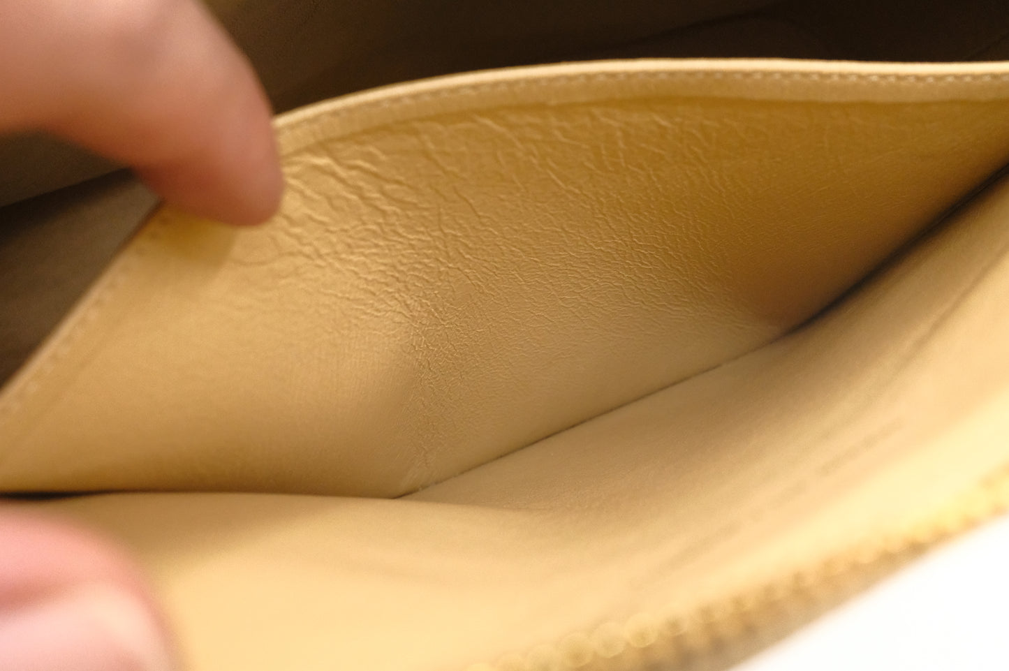 Chanel Chain Shoulder Bag in Beige Matelassé Leather