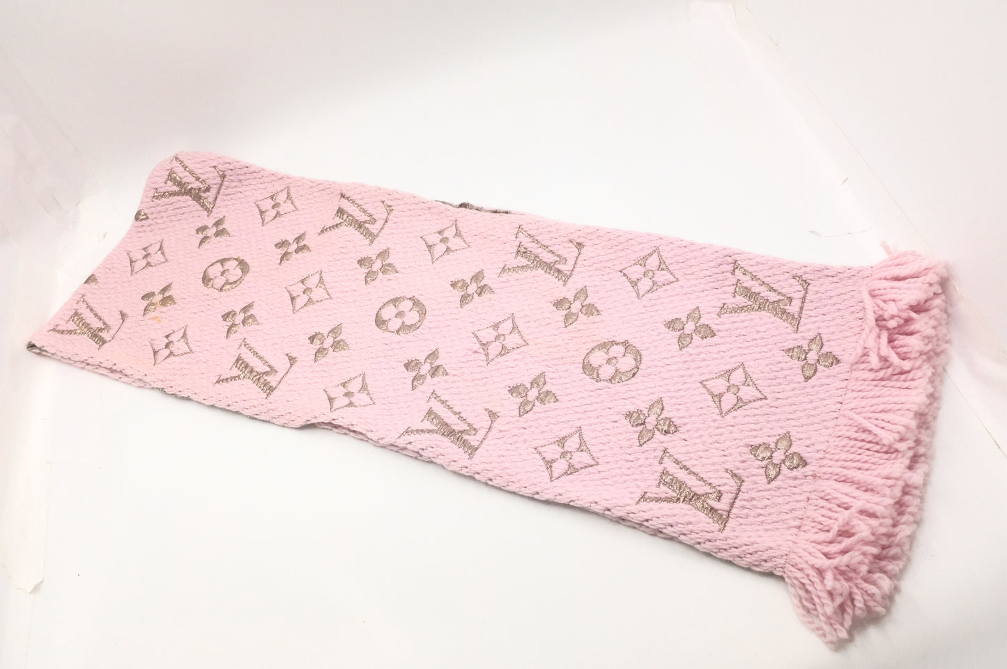 Louis Vuitton Logomania Scarf in Pink Wool