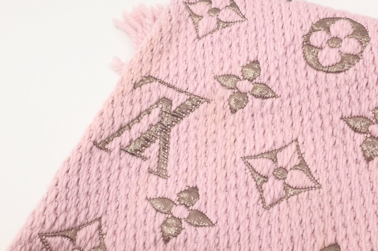 Louis Vuitton Logomania Scarf in Pink Wool