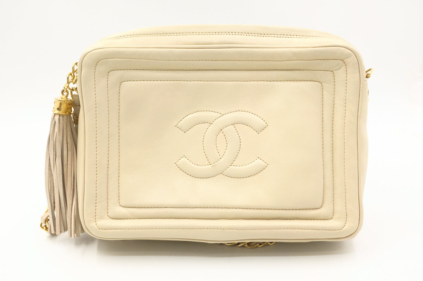 Chanel Chain Shoulder Bag in Beige Leather