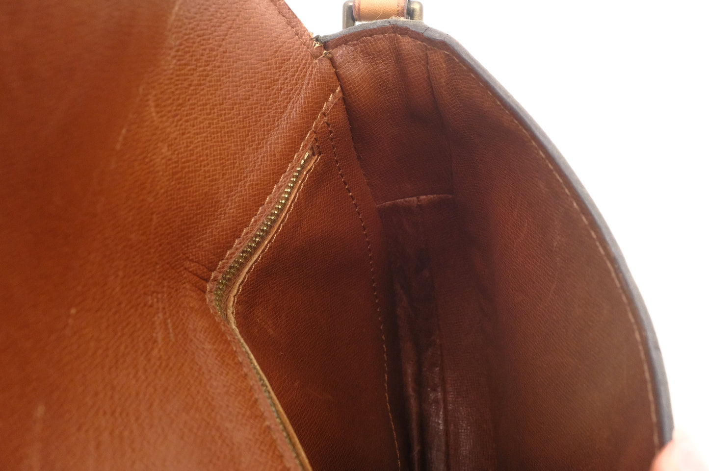 Louis Vuitton Chantilly PM in Monogram Canvas