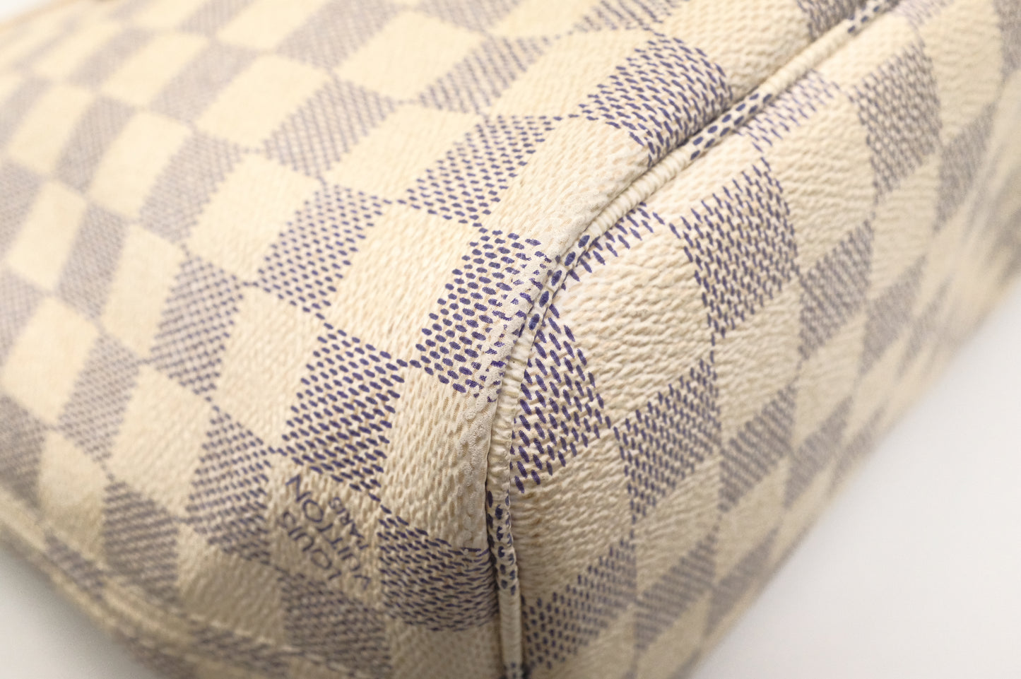 Louis Vuitton Neverfull PM in Damier Azur Canvas
