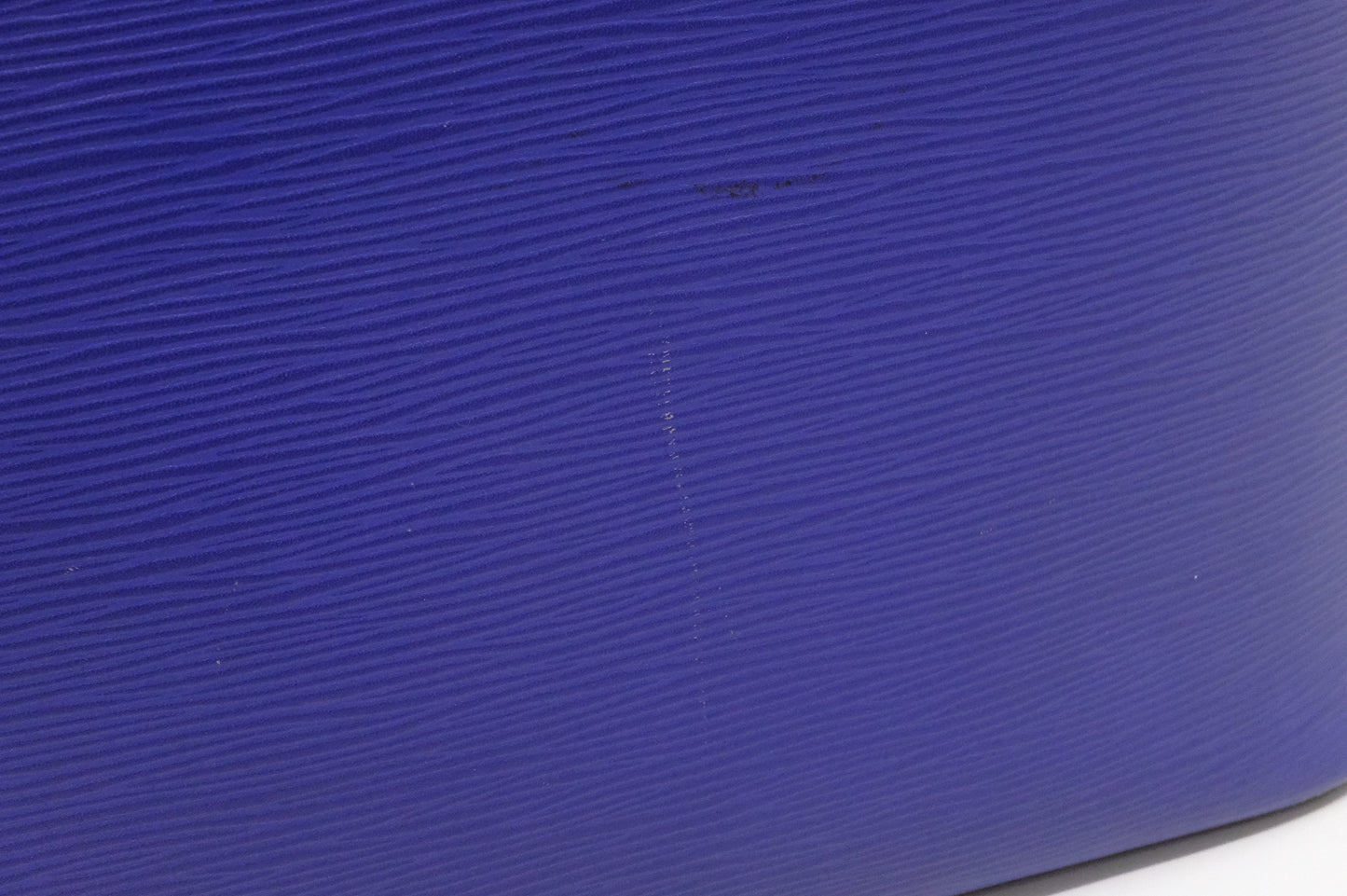 Louis Vuitton Neverfull MM in Purple Epi Leather