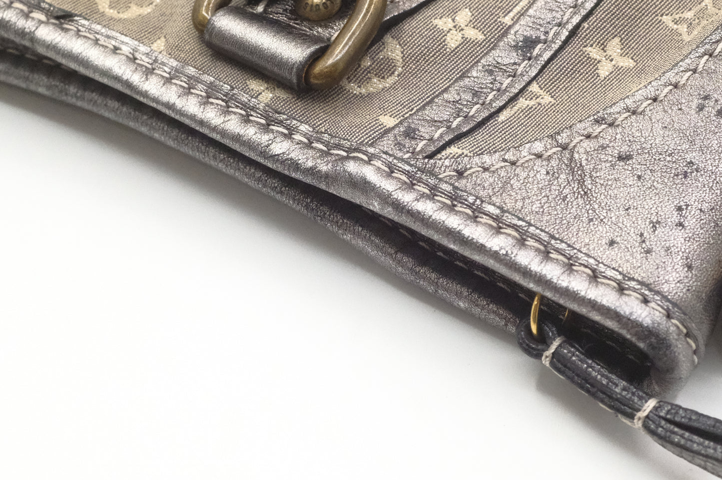 Louis Vuitton Besace Angele in Gray Minilin Canvas and Metallic Silver Leather