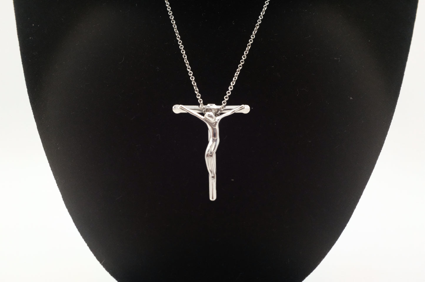 Tiffany & Co. Elsa Peretti Crucifix Pendant Necklace in Sterling Silver