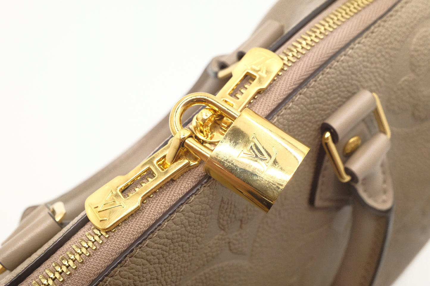 Louis Vuitton Speedy 25 in Beige Turtledove Leather
