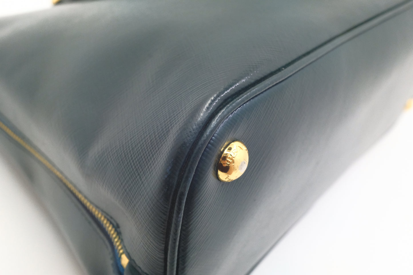 Prada Handbag in Dark Green Saffiano Leather