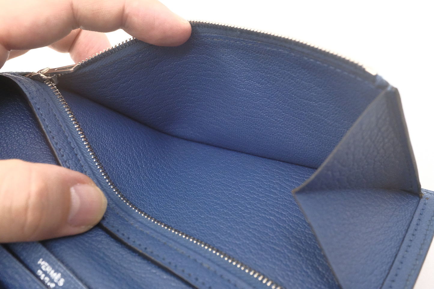 Hermes Bearn Soufflet Wallet in Blue Leather